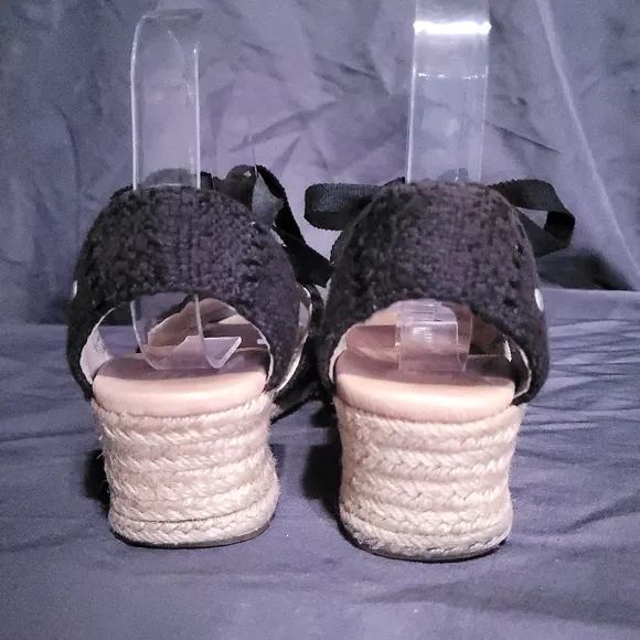 UGG Espadrilles Sandals Wedge Woman’s Delmar Size 7 Black Bow Tie