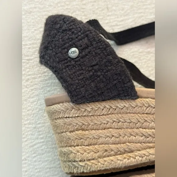 UGG Lace-up Open Toe Gray Espadrilles 2 Inch Heels, Size 9.5