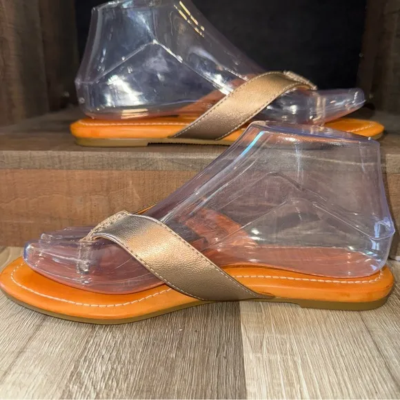 UGG Metallic Bronze Leather Thong Sandals Flip Flops Flat Orange Sole Size 7