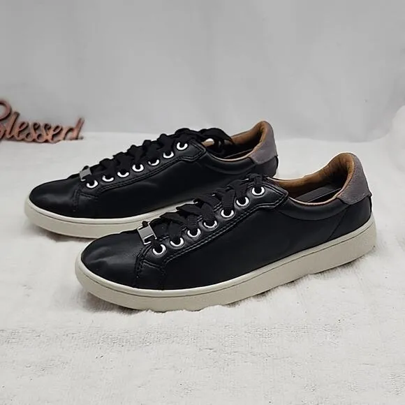 UGG MILO BLACK GRAY LEATHER SUEDE SKATE/SNEAKERS LADIES 8 NWOB TOUGH RUBBER SOLE