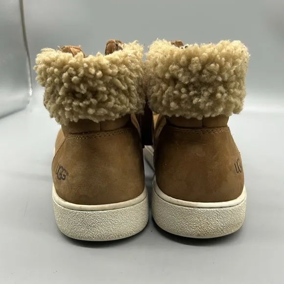 UGG - Olive - Zip up High Top Sneakers