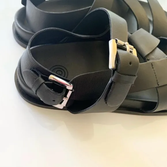 Urban Outfitters Sandals 6 New