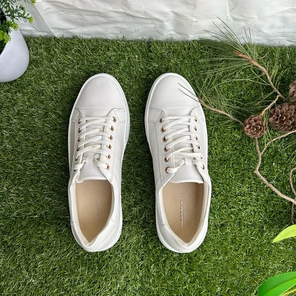 VAGABONDZOE PLATFORM SNEAKERS size 39 NEW $140White leather