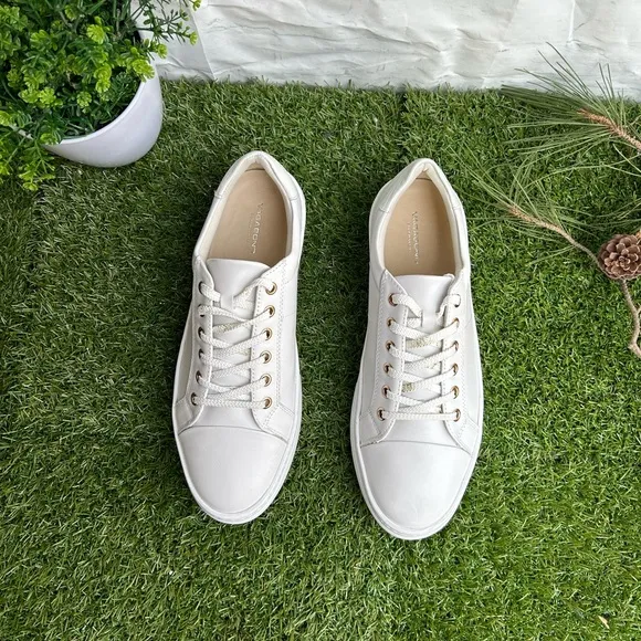 VAGABONDZOE PLATFORM SNEAKERS size 39 NEW $140White leather
