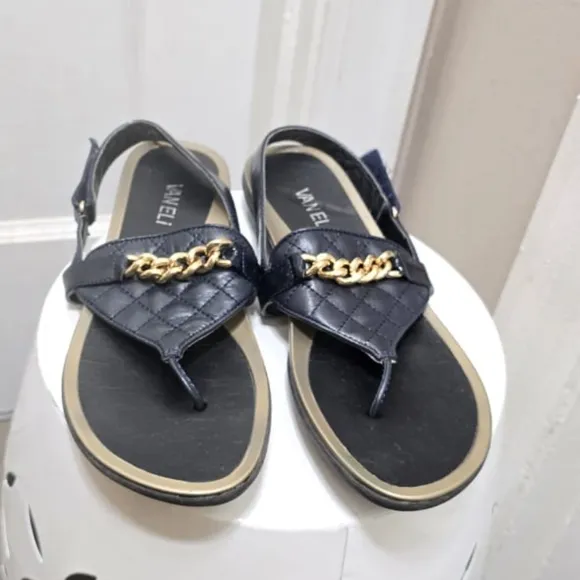 VanEli Black Slingback Flat Sandals Size 🌴