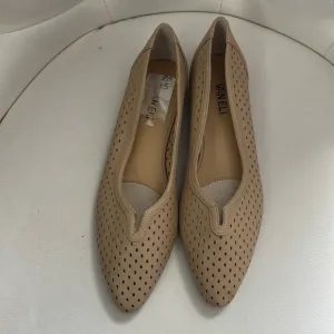 Vaneli pointed toe flats
