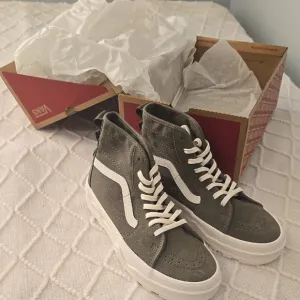 Vans Gray and White High-Top Sneakers Classic Design