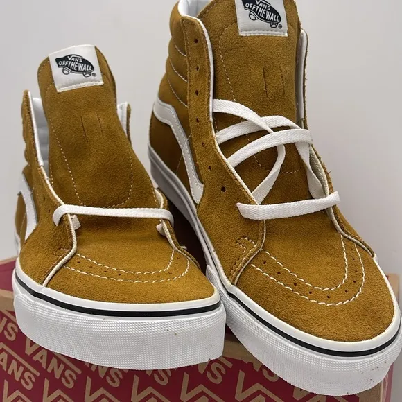 Vans Men’s High-Top Sneakers in Mustard White Sk8-HiColor Theory Golden Brown