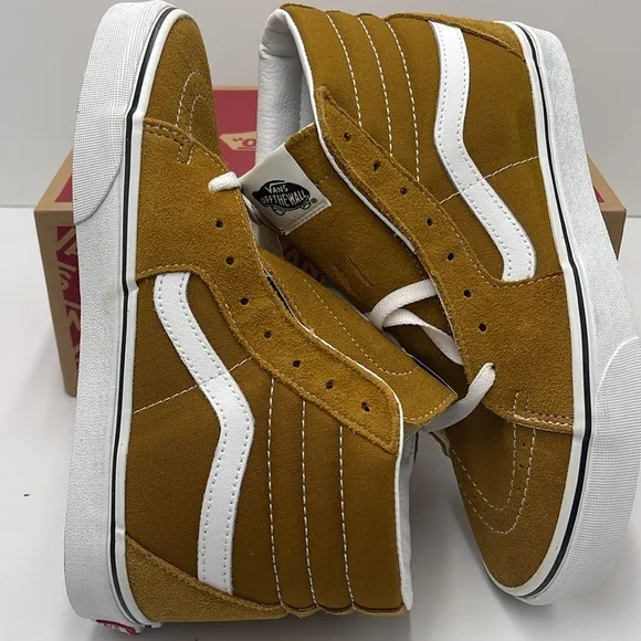 Vans Men’s High-Top Sneakers in Mustard White Sk8-HiColor Theory Golden Brown