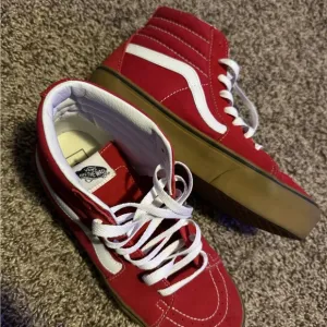 Vans Red High-Top Sneakers men’s 7.5 women’s 9.5