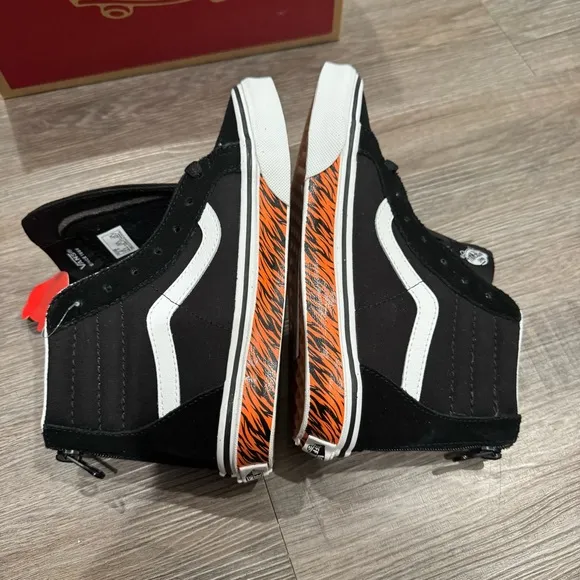 Vans Sk8 Hi Zip Animal Sidewell Tiger Black High Top Sneakers