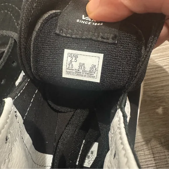 Vans Sk8 Hi Zip Animal Sidewell Tiger Black High Top Sneakers