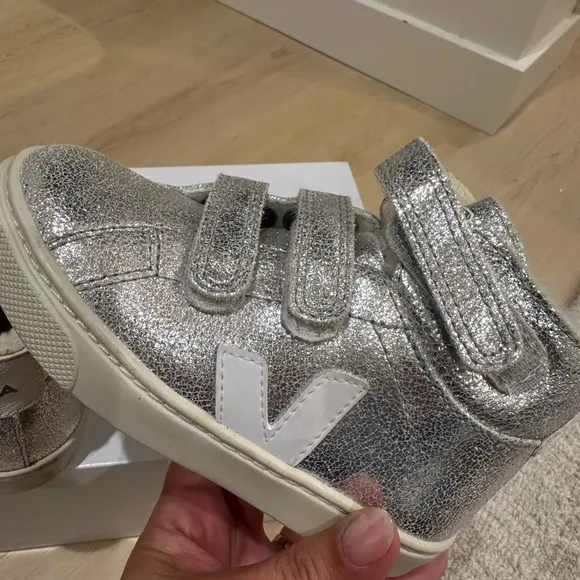 Veja Toddler High-Top Sneakers