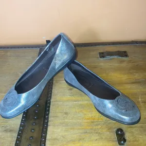 Vera Pelle leather flats