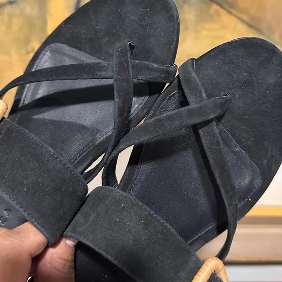 🌹VERONICA BEARD🌹 Salva Suede Buckle Flat Sandals Black Size: 6.5M