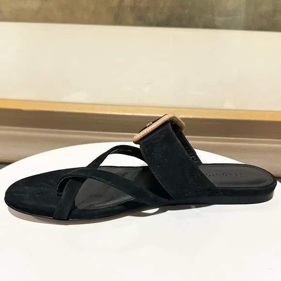 🌹VERONICA BEARD🌹 Salva Suede Buckle Flat Sandals Black Size: 6.5M