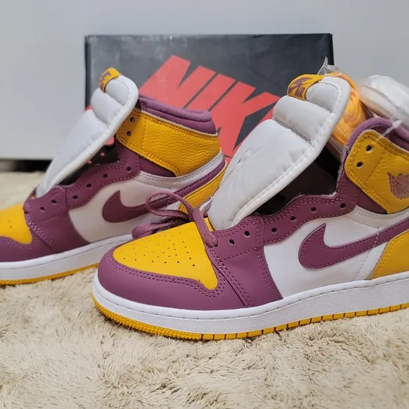 Vibrant High-Top Sneakers in Yellow and Purple