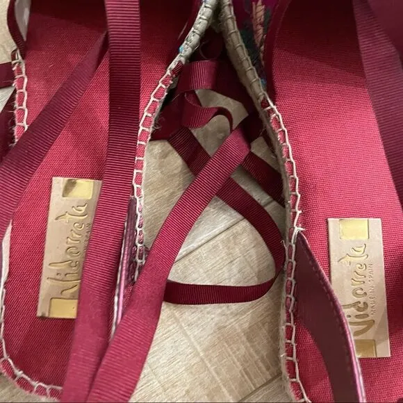 VIDORRETA Silk Embroidered Lace Up Espadrille NWOT