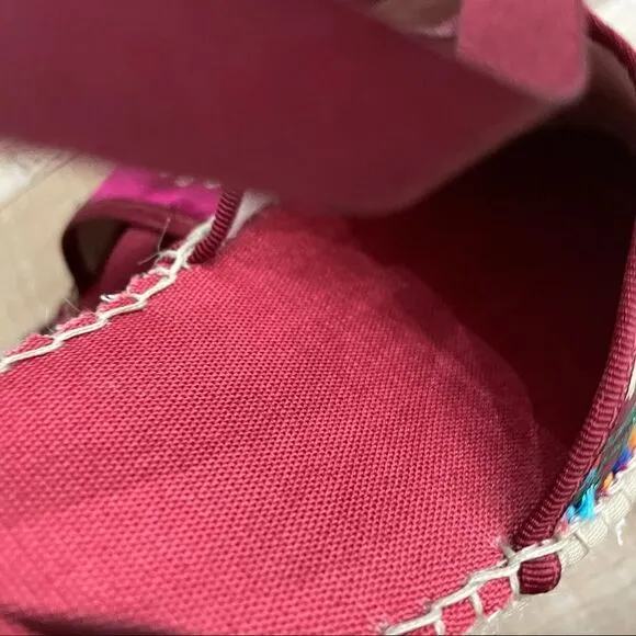 VIDORRETA Silk Embroidered Lace Up Espadrille NWOT