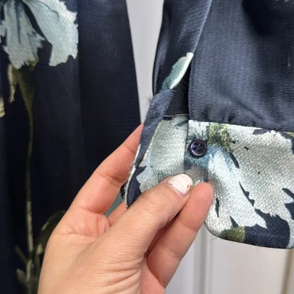 Vince Blue Floral Iris Print Long Sleeve Satin Shirt Dress in Coastal