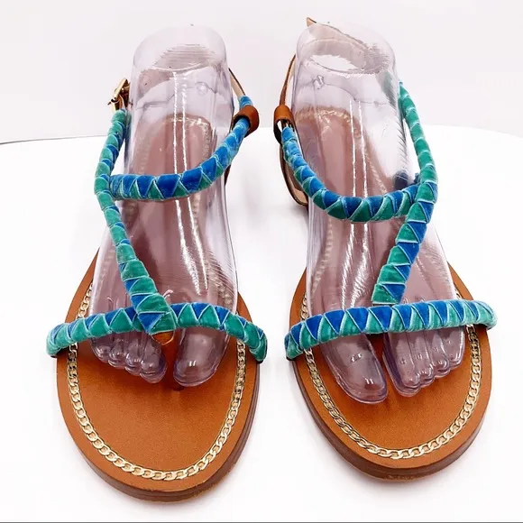 {Vince Camuto} Ramita Velvet Flat Sandals