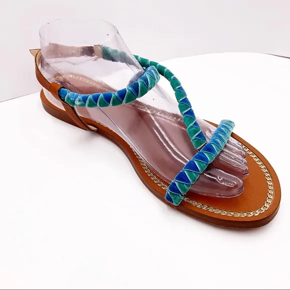 {Vince Camuto} Ramita Velvet Flat Sandals