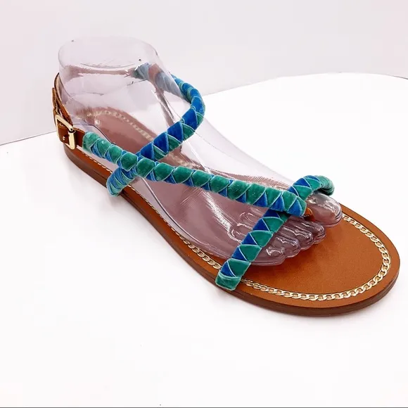 {Vince Camuto} Ramita Velvet Flat Sandals