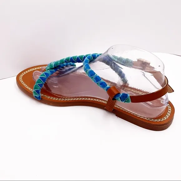 {Vince Camuto} Ramita Velvet Flat Sandals