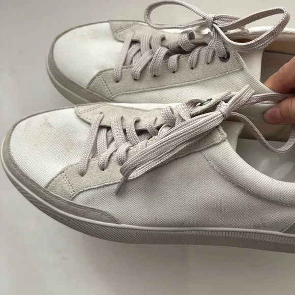 Vince Dawson Men's Canvas-Suede White Low-Top Sneakers Size 10.5/44.5