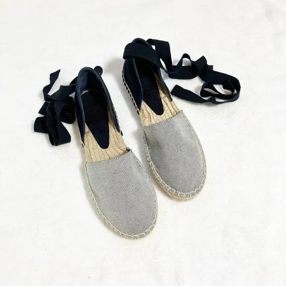 Vince navy suede and canvas ankle tie up espadrilles. Made in Spain. Sz 7 New