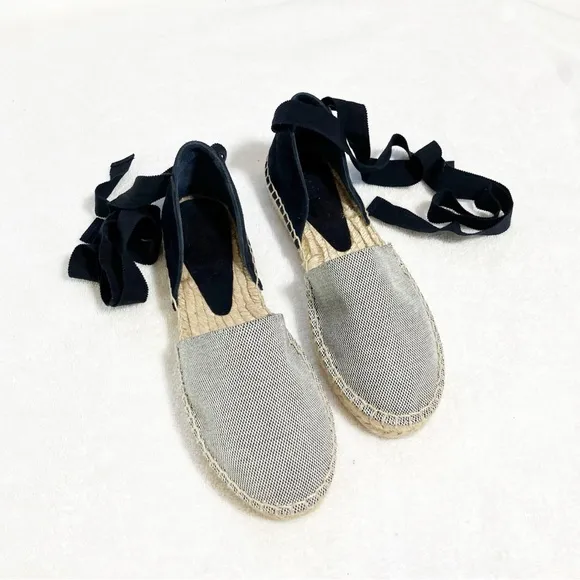 Vince navy suede and canvas ankle tie up espadrilles. Made in Spain. Sz 7 New