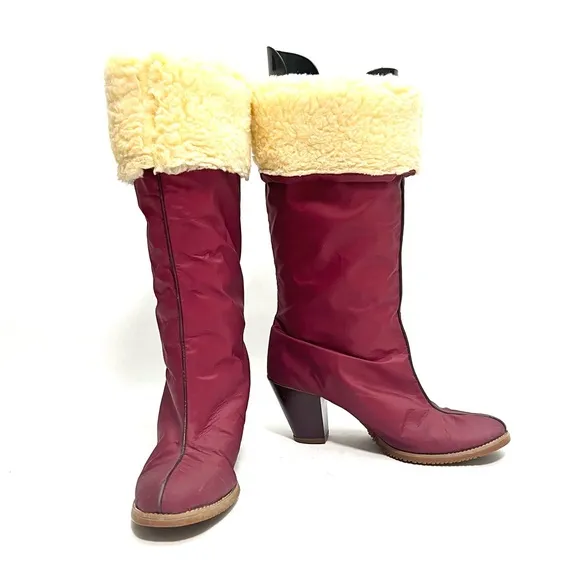 Vintage 1970s maroon nylon faux shearling fold over heeled winter snow boots