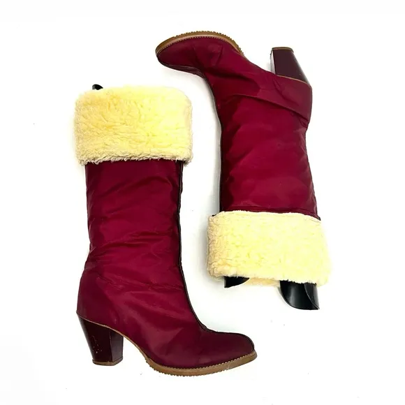 Vintage 1970s maroon nylon faux shearling fold over heeled winter snow boots