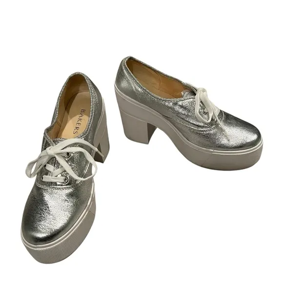 Vintage Bakers Silver Metallic Platform Lace-Up Chunky Heel Shoes, Sz 7.5