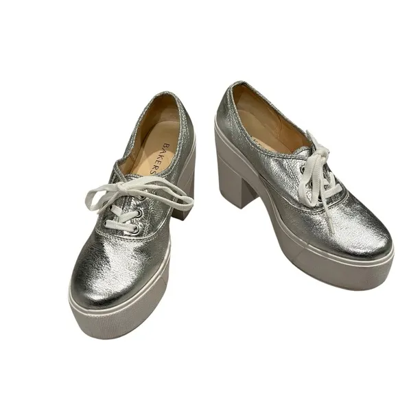 Vintage Bakers Silver Metallic Platform Lace-Up Chunky Heel Shoes, Sz 7.5