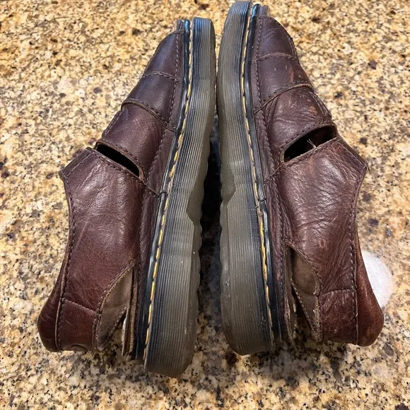 Vintage Dr Martens Fisherman Sandals 90s Y2K England US Men’s 11 *NEED REPAIR*