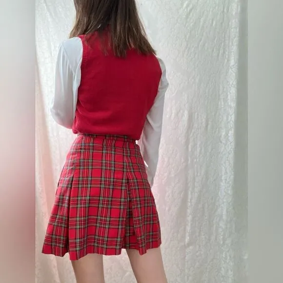 Vintage Paris Sport Club Red Plaid Pleated Skirt