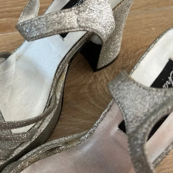 Vintage Y2K Charlotte Russe Silver Sparkle Platform Strappy Sandals
