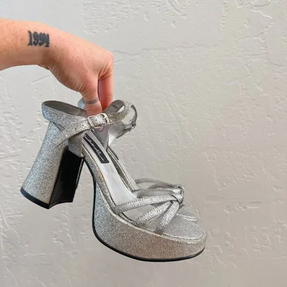 Vintage Y2K Charlotte Russe Silver Sparkle Platform Strappy Sandals