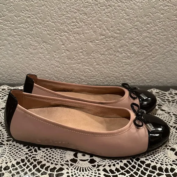Vionic Blush Spark Minna Ballet Flats