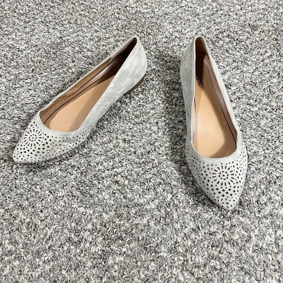 Vionic Carmela Taupe Brown Perforated Suede Pointed Toe Ballet Flats Shoe Size 9