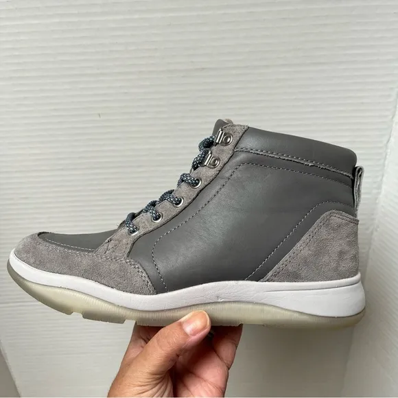 Vionic Gray  Whitley Leather High Top Sneakers Booties Size 7