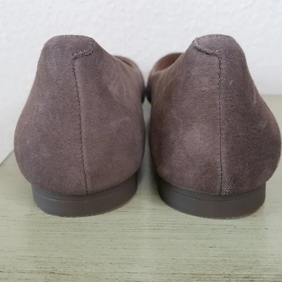 Vionic Posey Flats