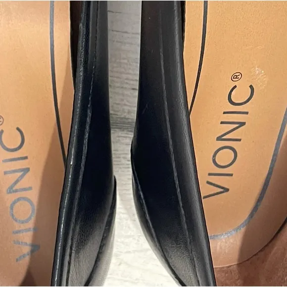Vionic Savanah Spot Loafers Size 7 Black‎ Animal Print Loafer Spot Print