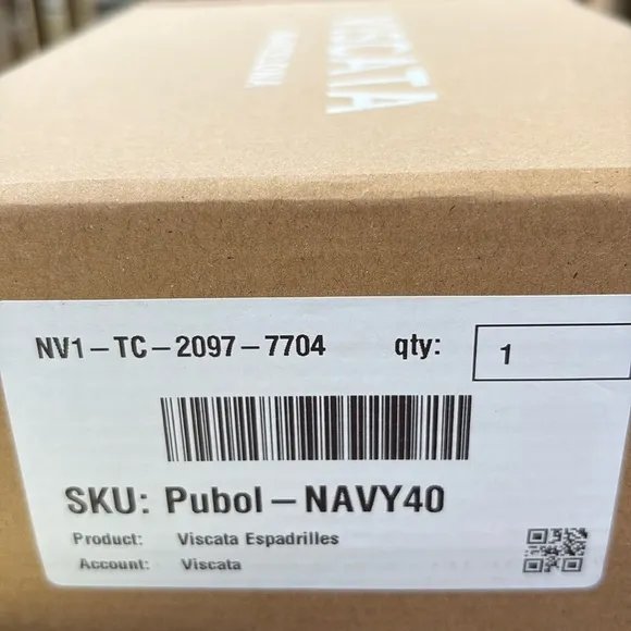 Viscata-NWT size 9.5 Navy blue Pubol Canvas Espadrille Wedges. Hand crafted. New
