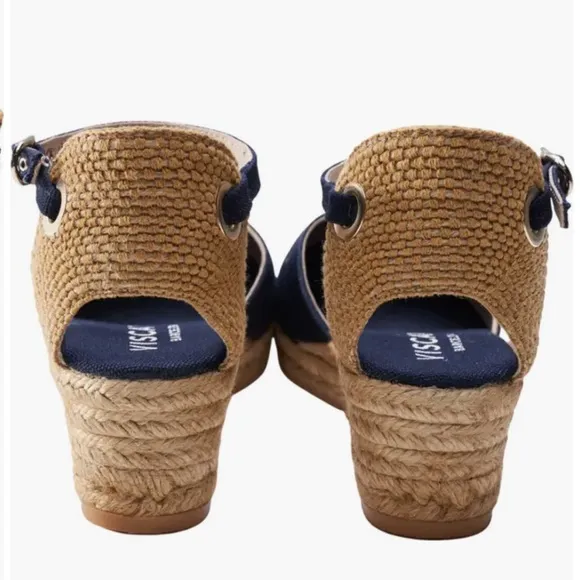 Viscata-NWT size 9.5 Navy blue Pubol Canvas Espadrille Wedges. Hand crafted. New