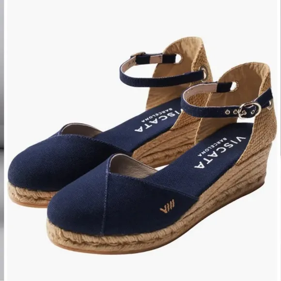 Viscata-NWT size 9.5 Navy blue Pubol Canvas Espadrille Wedges. Hand crafted. New