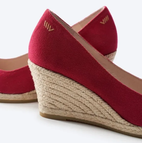 Viscata Sz 39 Roses Limited Edition Canvas V Cut Espadrille Wedges Sz 8 New SH35