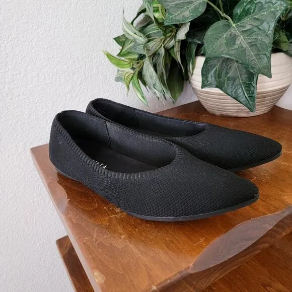 Vivaia Aria Slip on Pointed-Toe Flats Arch Support Washable Ballet Shoe Size 9.5