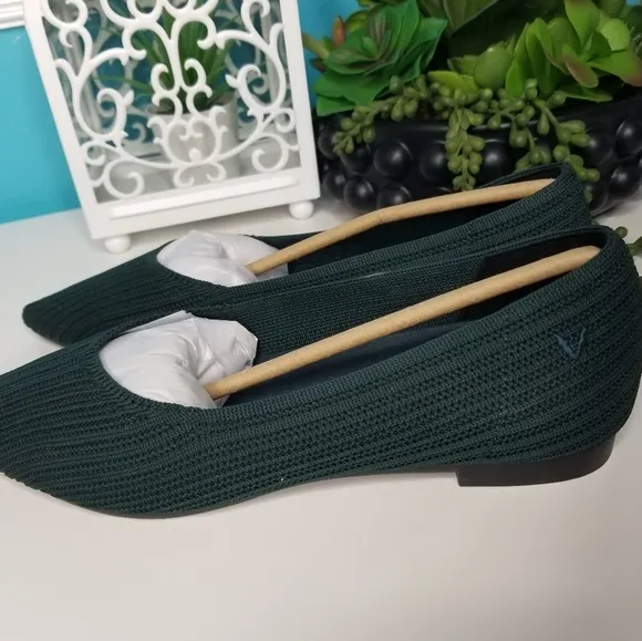 Vivaia Malia Pointed Toe Flats Hunter Green